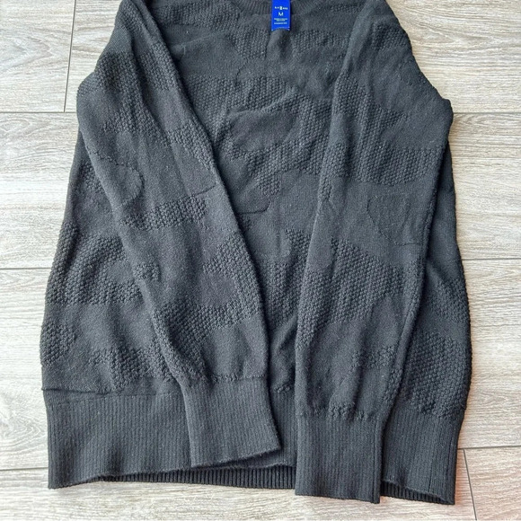 Kit  & Ace Black Textured Merino Wool Pullover Sweater - Picture 5 of 15